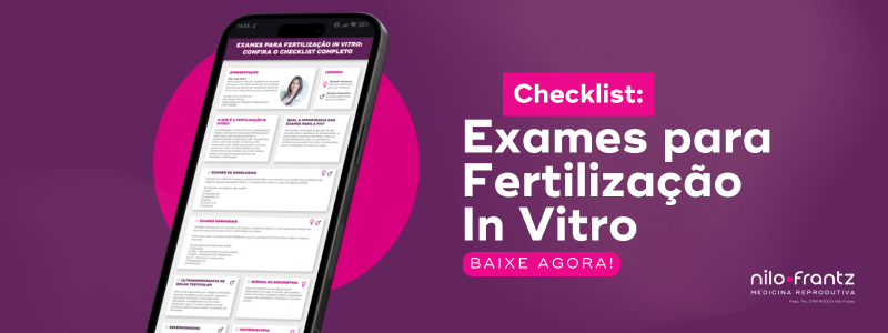 Checklist de exames para FIV exibido em celular com fundo rosa, promovendo material gratuito da Nilo Frantz.