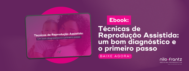 Capa de ebook sobre técnicas de reprodução assistida com mãe e bebê, promovendo material gratuito da Nilo Frantz.