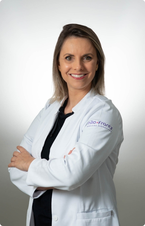 Caroline Dutra Coordenadora de Laboratório CRBIO 63948